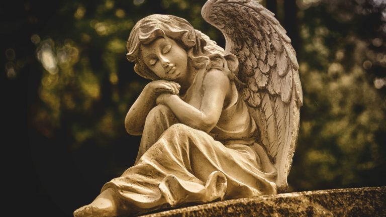Husband Dies, Does Wife Get His Social Security?
